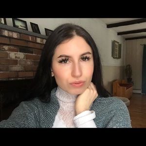 Meet your Posher, Maggie